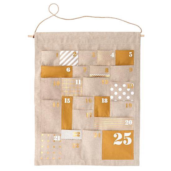 10 Advent Calendars to Buy | www.gimmesomeoven.com/style #advent #buy #christmas